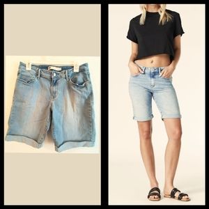 Levis Women's Roll Up Denim Shorts Size 10